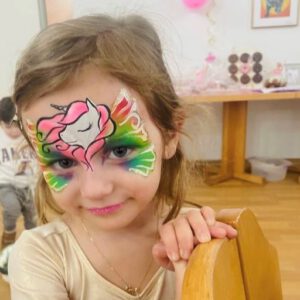 Einhorn mit Flügeln